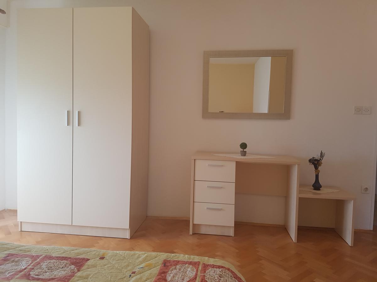 Apartments Jasna ราบ ภายนอก รูปภาพ