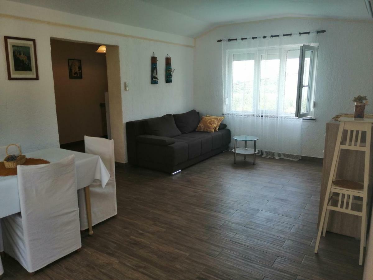 Apartments Jasna ราบ ภายนอก รูปภาพ
